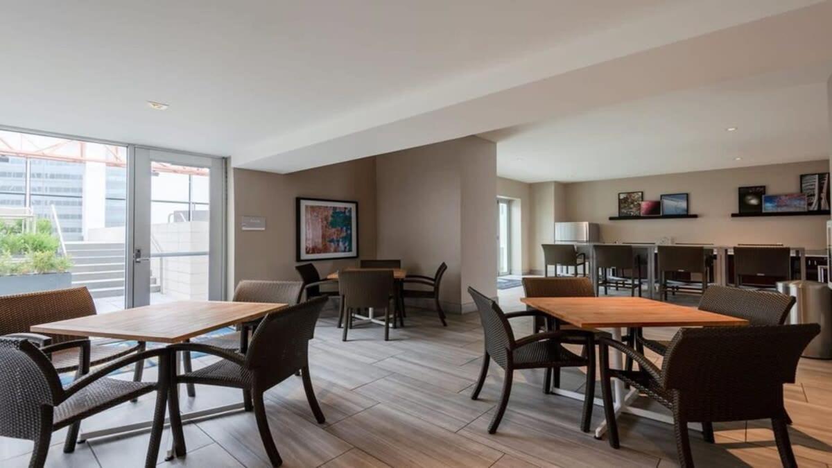 דאלאס 22Nd Fl Bold Cozysuites With Pool, Gym מראה חיצוני תמונה