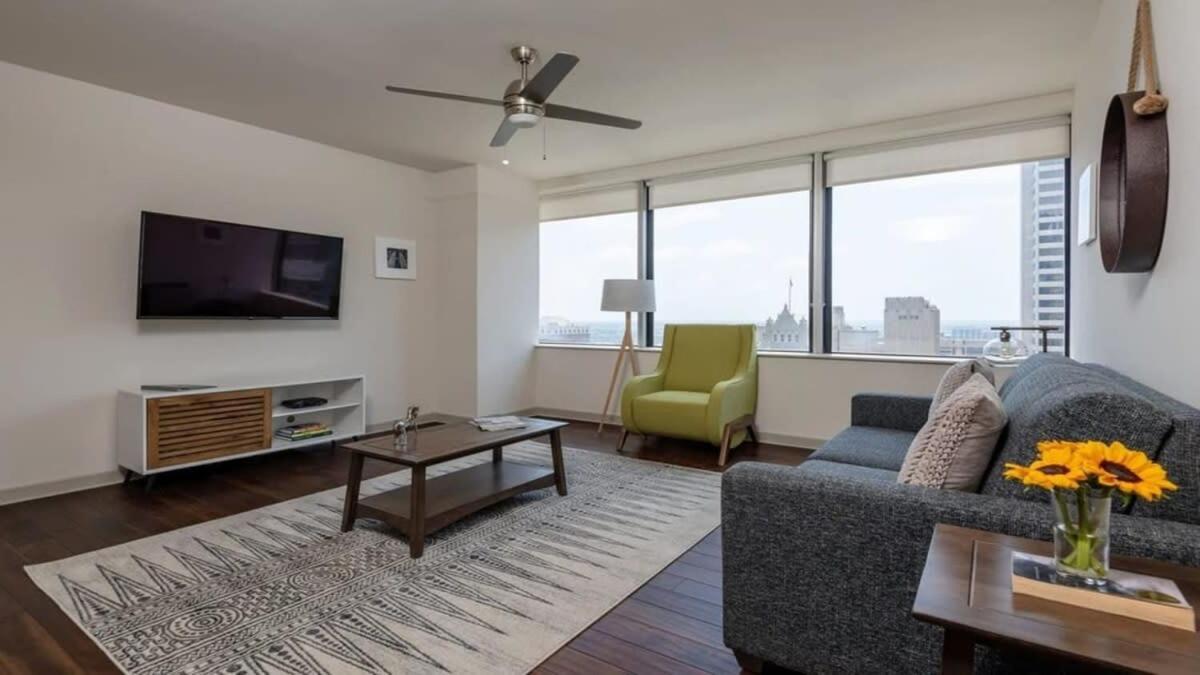 דאלאס 22Nd Fl Bold Cozysuites With Pool, Gym מראה חיצוני תמונה