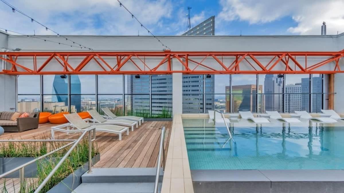 דאלאס 22Nd Fl Bold Cozysuites With Pool, Gym מראה חיצוני תמונה